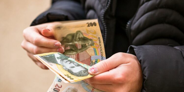 Romania’s minimum wage remains among EU’s lowest despite steady increases