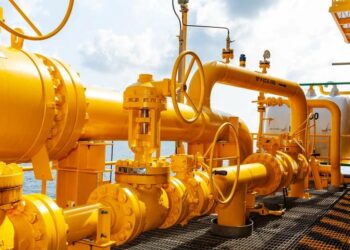 Russia Scales Down Gas Flow to Europe via Ukraine Day Before Deal Ends Russia Scales Down Gas Flow to Europe via Ukraine Day Before Deal Ends