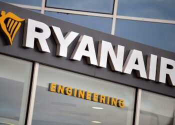 Ryanair flight to Austria diverted to Czech Republic after reported GPS ‘jamming’ Ryanair flight to Austria diverted to Czech Republic after reported GPS ‘jamming’