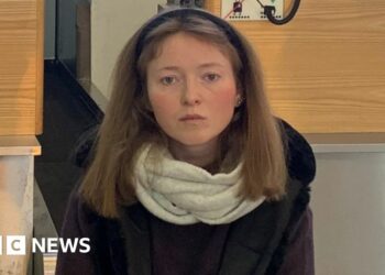 Scots passengers ‘abandoned’ by Ryanair in Austria