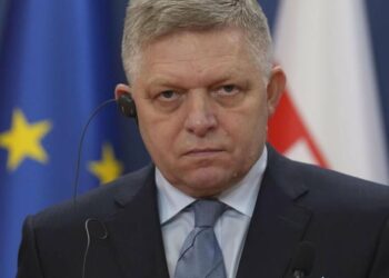 Slovakia’s parliament passes legislation that could ban doctors from protesting low pay Slovakia’s parliament passes legislation that could ban doctors from protesting low pay