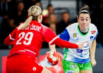 Slovenian win knocks co-hosts Austria out of EHF EURO