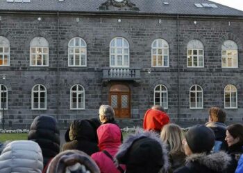 Social Democrat Frostadottir now Iceland’s youngest PM | The Canberra Times Social Democrat Frostadottir now Iceland’s youngest PM | The Canberra Times