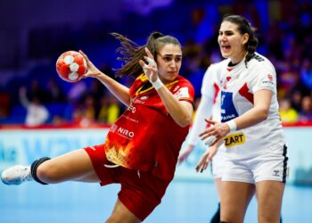 Stunning Romania come back to secure crucial EHF EURO win over Serbia