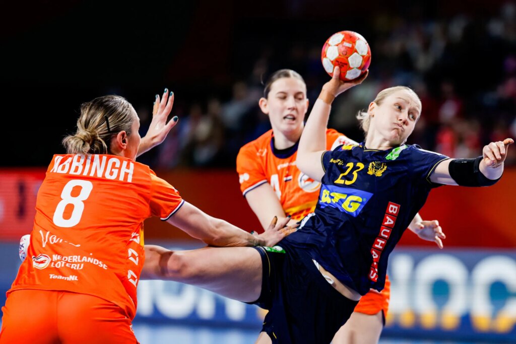 Sweden win tight clash for fifth place at Women’s EHF EURO