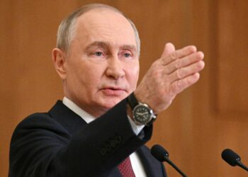 Ukraine war latest: Putin approves big boost to Russia’s military budget | World News Ukraine war latest: Putin approves big boost to Russia’s military budget | World News