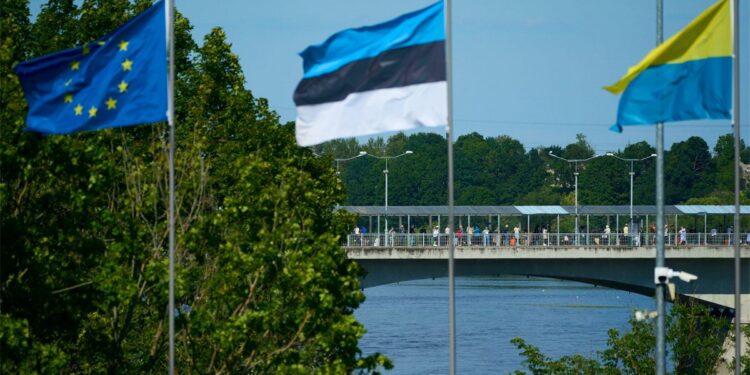 Voting ban reopens old divisions between Estonians and Russian citizens living in the country