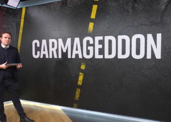 What’s behind Europe’s car industry crisis? | Ed Conway analysis