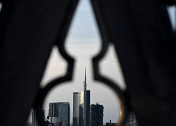 Why an Italian banking battle is sowing division in Giorgia Meloni’s government – POLITICO Why an Italian banking battle is sowing division in Giorgia Meloni’s government – POLITICO