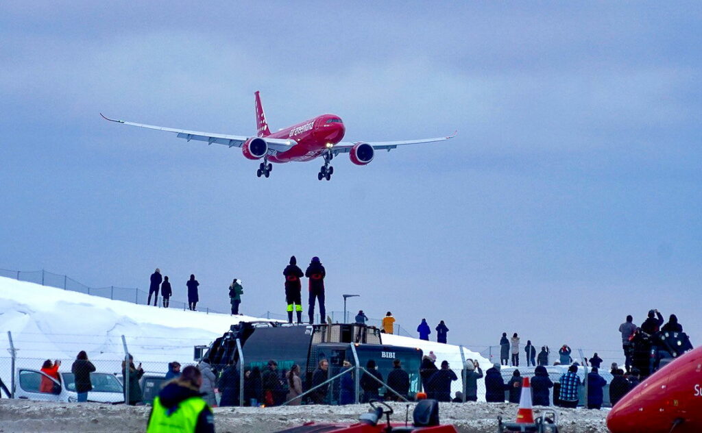 World’s largest island opens new airport « Euro Weekly News