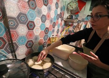 Young Georgians see homeland at turning point amid pro-EU protests