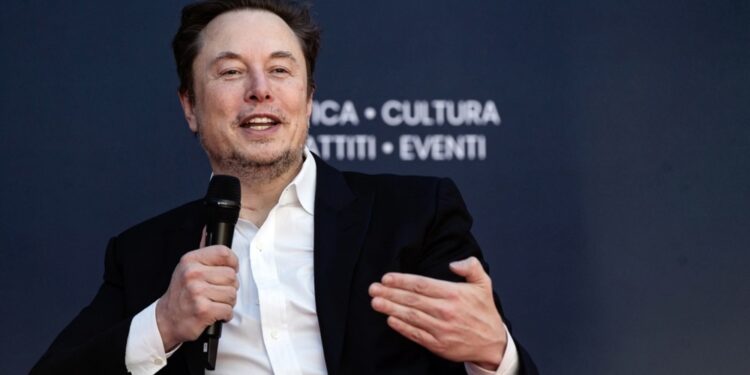 Musk projects his hard-right influence in Europe