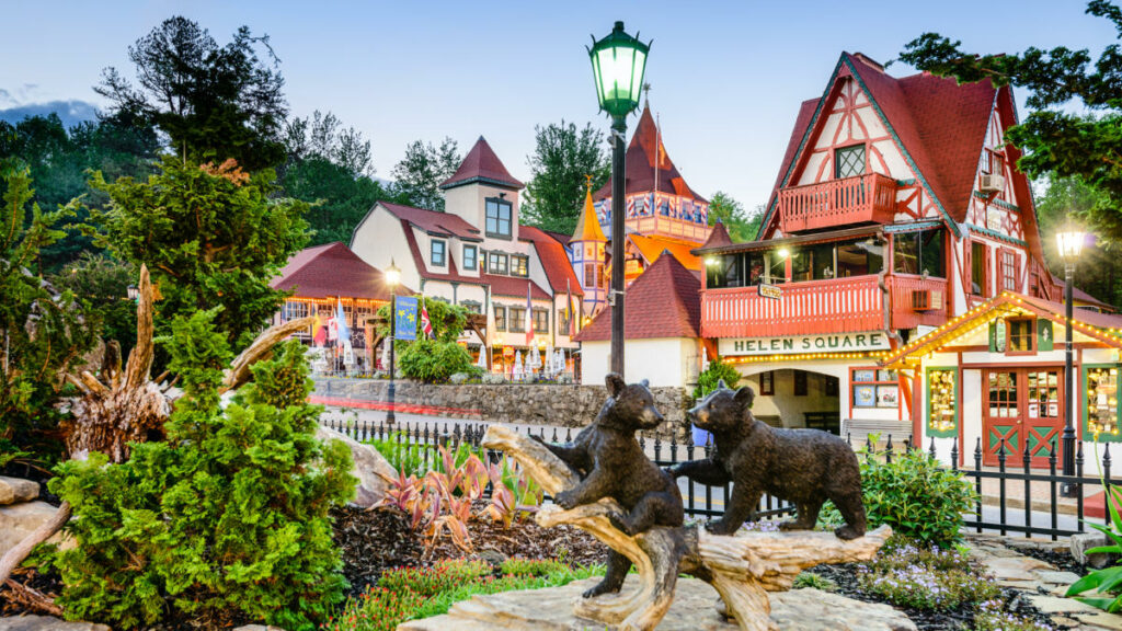 16 Best Places To Retire in the US That Feel Like Europe