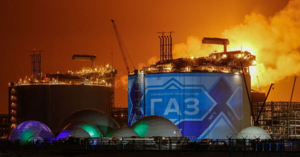 Poland and EU hawks push for Russian LNG ban – POLITICO