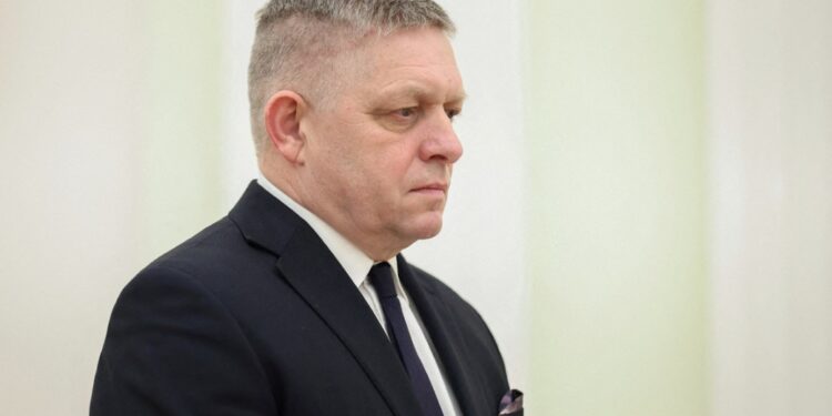 Slovak PM Fico invites Zelensky to meet over gas transit dispute - World