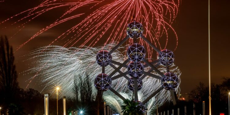 Belgian mayors call for Europe-wide ban on sale of fireworks – POLITICO