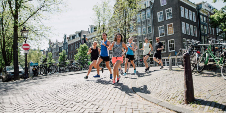 Contiki launches industry-first Run Club trips in Europe
