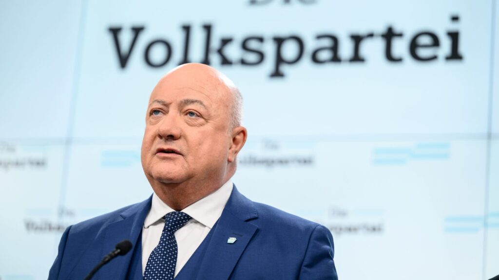 How Austria’s embrace of the far right could fracture the EU centre