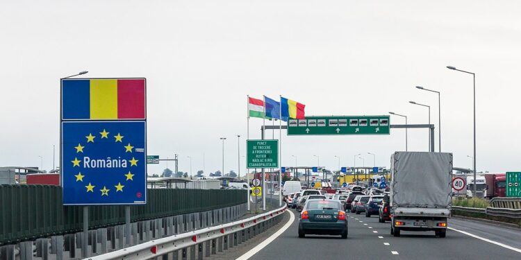 Hungarian and Romanian governments plan to increase number of border crossings
