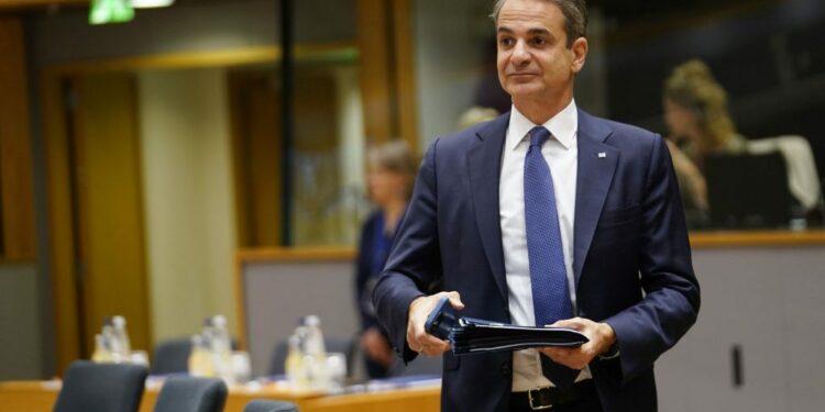 Mitsotakis warns era of outsourcing EU security to US is over