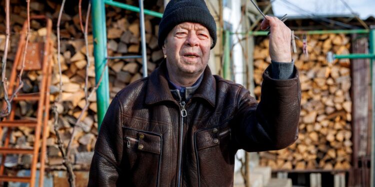 Moldovans grapple with outages as energy crisis grips pro-Russia region