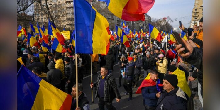 Thousands in Romania protest cancelled presidential elections – Firstpost