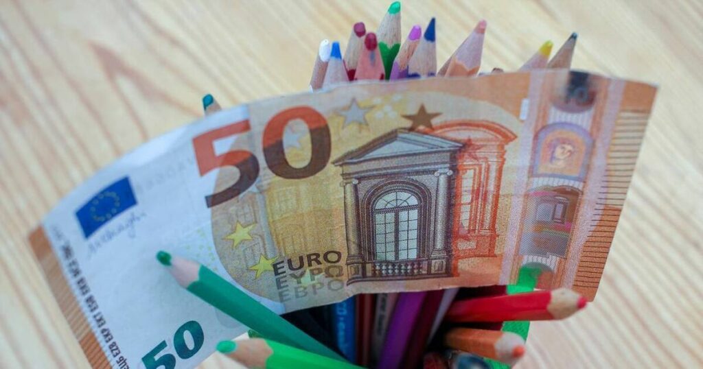 Beethoven or birds — but no room on new euro notes for Irish cultural icons