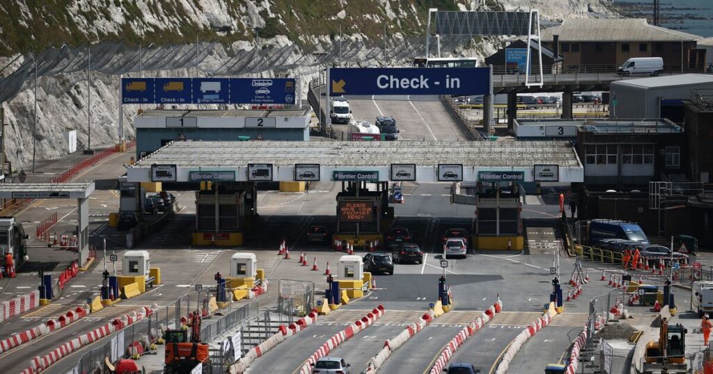 New warning for British tourists heading to Europe as EU border ‘chaos’ expected | Travel News | Travel