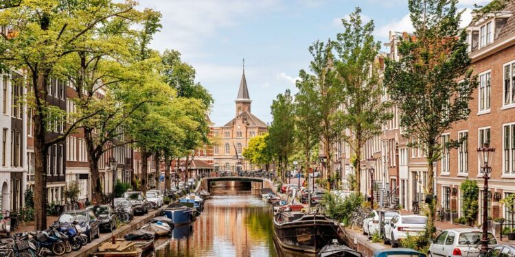 The new train connecting two of Europe’s best cities for just £8 | Travel News | Travel