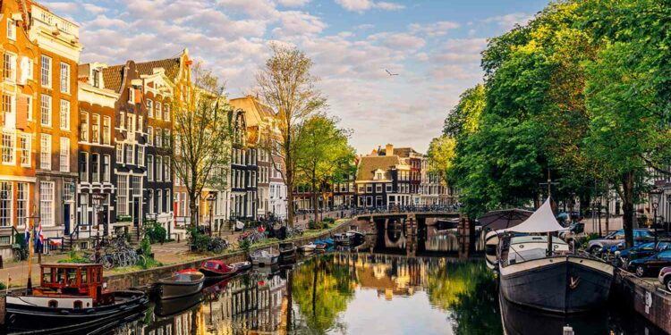 This Airline Is Offering 30% Off Flights to Europe — Including Paris, Amsterdam, and More